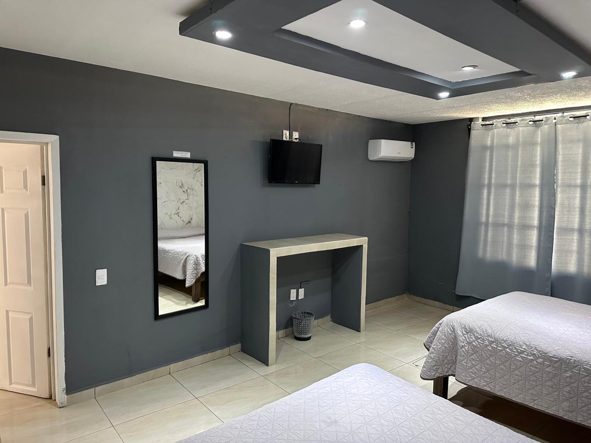 Hotel Calzada La Barca 外观 照片